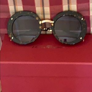 NWT Salvatore Ferragamo women’s sunglasses